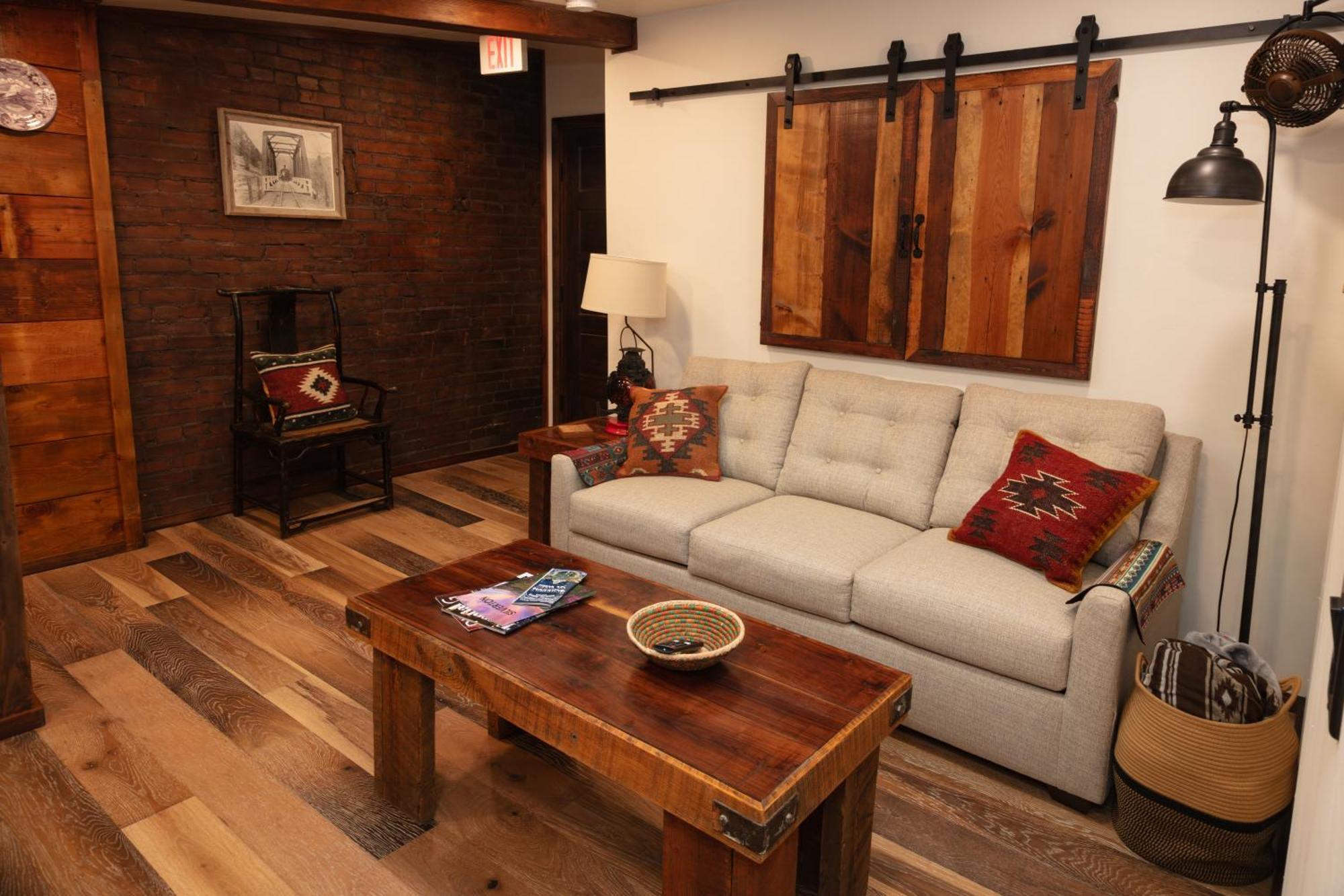 The Frenchman Suites Silverton Buitenkant foto